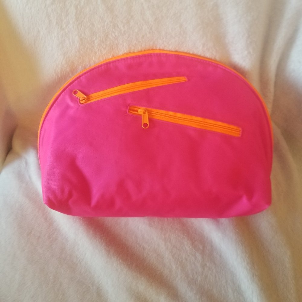 ❤️Neon Make Up Bag  NWOT❤️